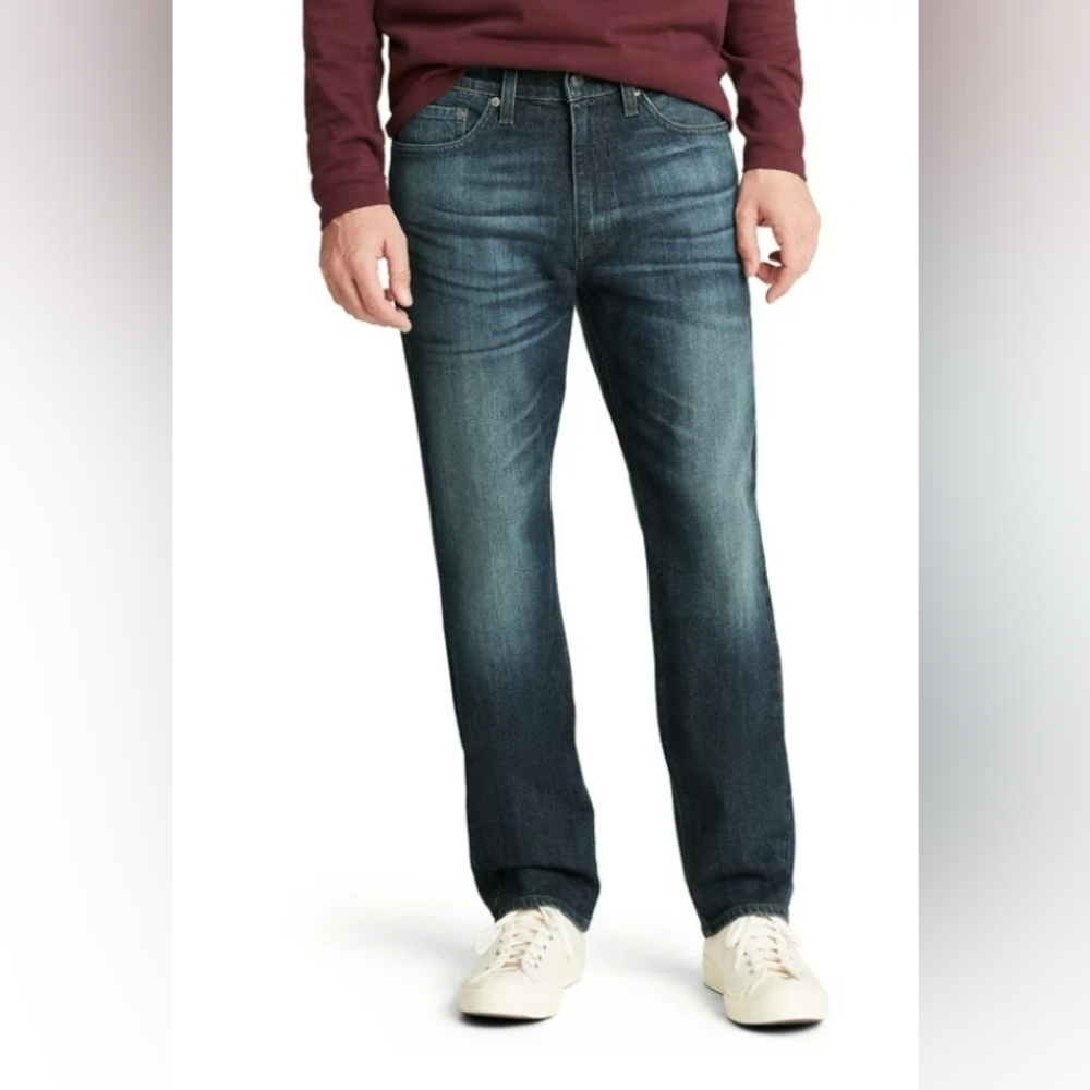 👖Signature by Levis Strauss Straight Leg Jean Mrns 32/30